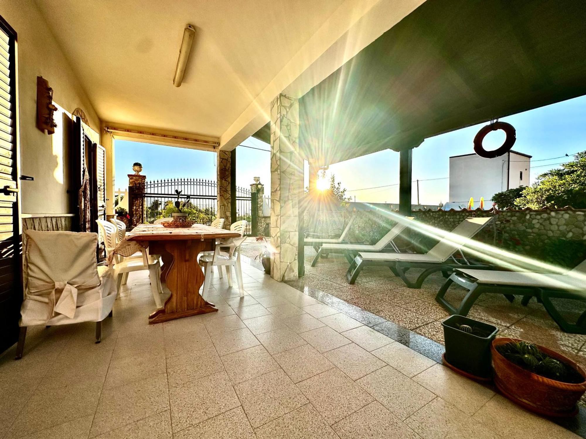 Apartmán Casa Del Sole Campofelice Di Roccella Exteriér fotografie
